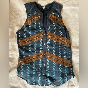 GUC Anthropologie Tiny Embroidered Tank - Size M